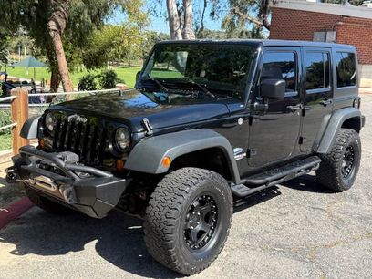 Used 2012 Jeep Wrangler Unlimited Rubicon w/ Connectivity Group