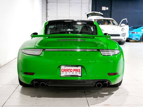 Used 2014 Porsche 911 Carrera 4S AWD/4WD image 4