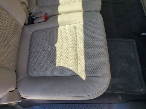 Used 2010 Ford F150 XLT RWD image 32