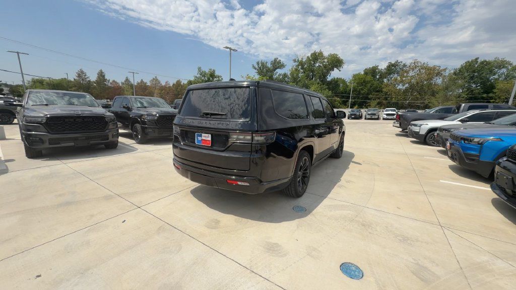 Used 2024 Jeep Grand Wagoneer L Series II w/ Quick Order Packagew 28T AWD/4WD image 4