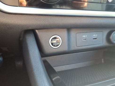 Used 2023 Nissan Rogue S AWD/4WD image 21