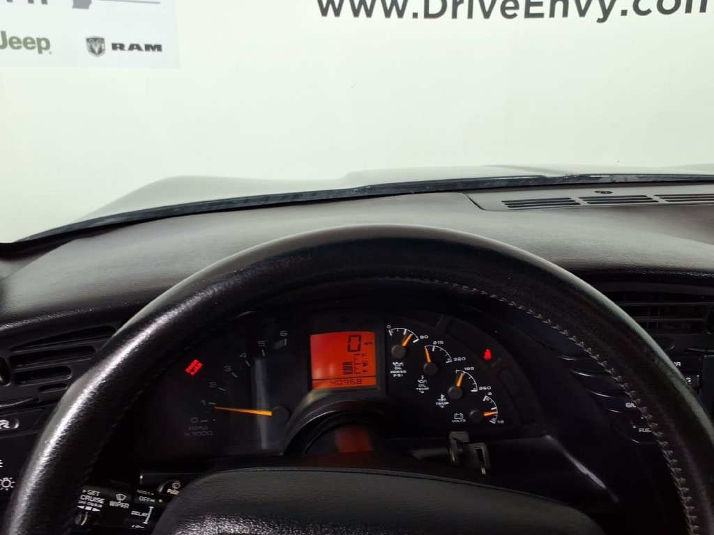 Used 1995 Chevrolet Corvette Coupe RWD image 21