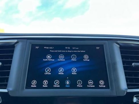 Used 2018 Chrysler Pacifica Touring Plus w/ S Appearance Package image 42