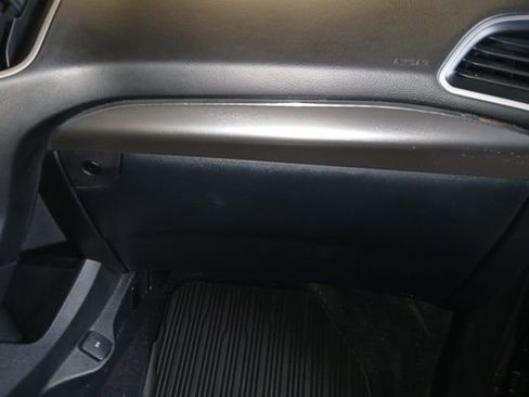 Used 2022 Ford Edge SEL w/ Convenience Package image 50