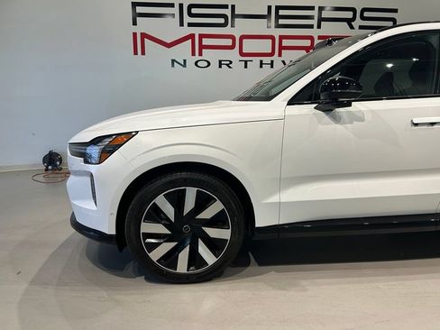 Used 2025 Volvo EX90 Ultra AWD/4WD image 3