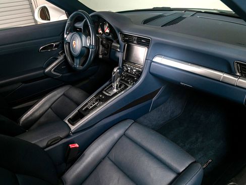 Used 2013 Porsche 911 Carrera S image 8