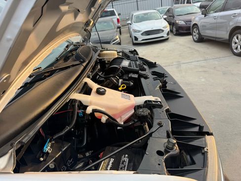 Used 2017 Chevrolet Express 3500 LT w/ LT Preferred Equipment Group image 16