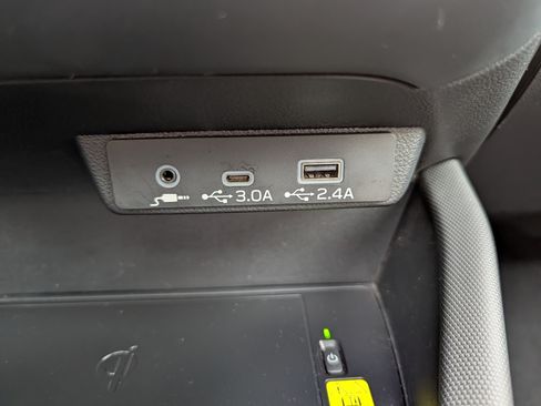 Certified 2025 Subaru Forester Premium AWD/4WD image 33