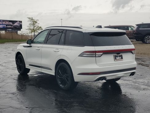 New 2026 Lincoln Aviator Reserve w/ Jet Appearance Package AWD/4WD image 3