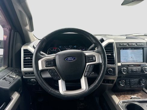 Used 2018 Ford F250 Lariat w/ Lariat Ultimate Package AWD/4WD image 24
