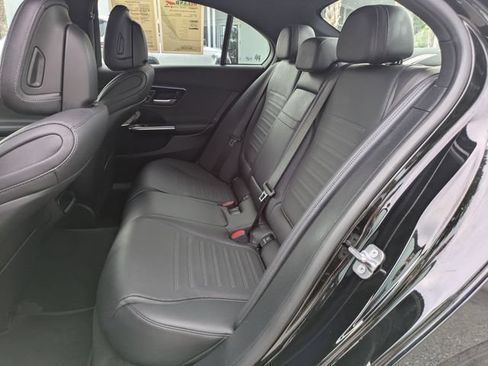 Used 2024 Mercedes-Benz C 300 Sedan image 13