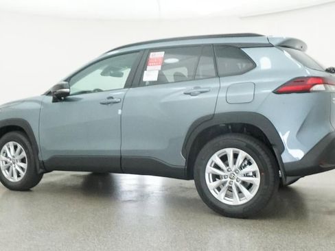 New 2026 Toyota Corolla Cross LE FWD image 20