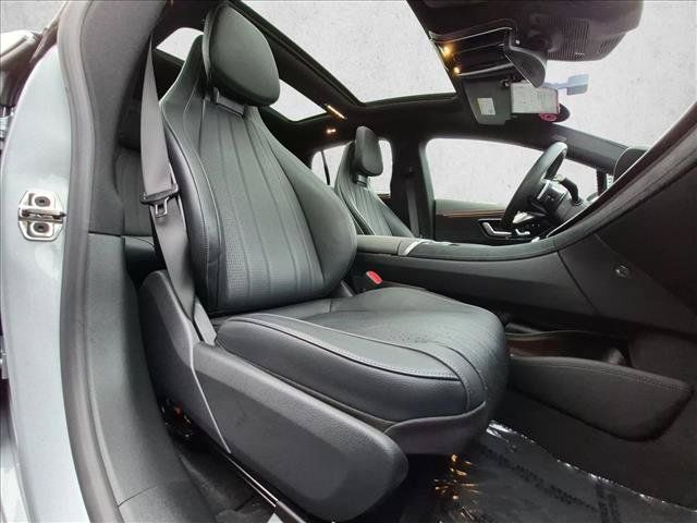 Certified 2024 Mercedes-Benz EQS 580 4MATIC Sedan image 21