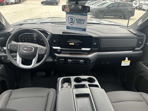 New 2026 GMC Sierra 2500 SLE AWD/4WD image 20
