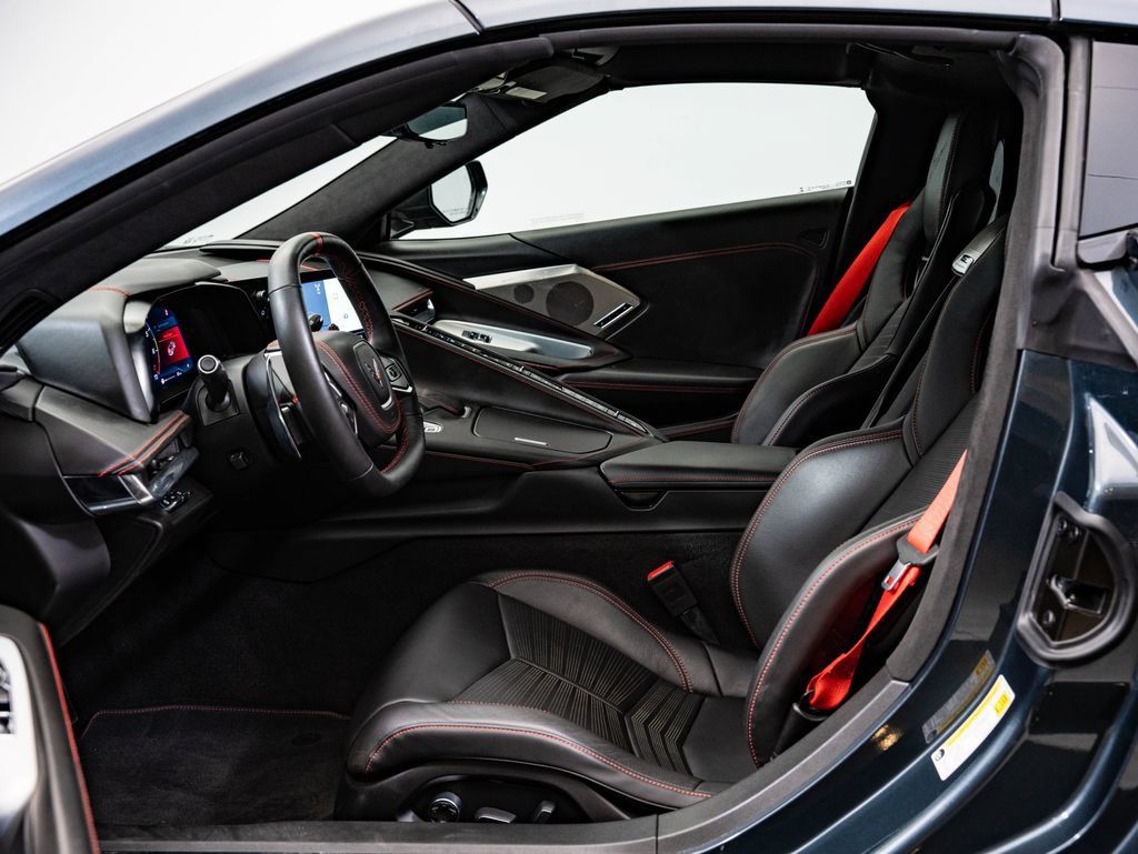 Used 2020 Chevrolet Corvette Stingray Premium Cpe w/ 3LT Preferred Equipment Group RWD image 22