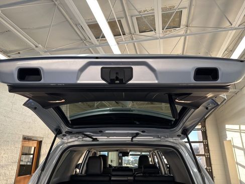 Certified 2022 Toyota 4Runner TRD Off-Road Premium image 10