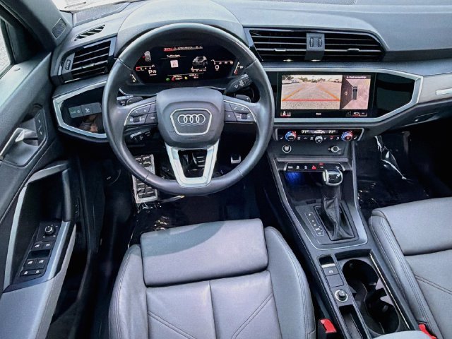Used 2024 Audi Q3 2.0T Premium Plus AWD/4WD image 16