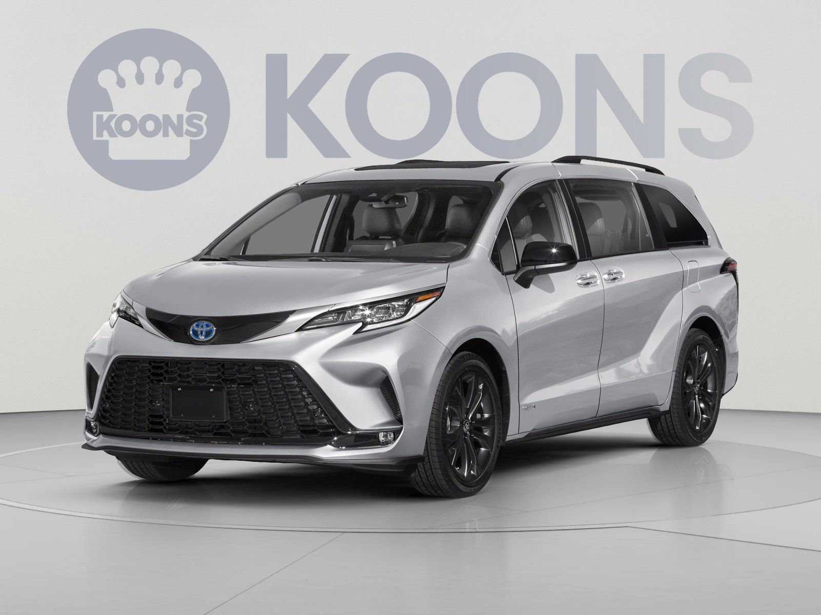 Used 2023 Toyota Sienna XSE AWD/4WD image 1