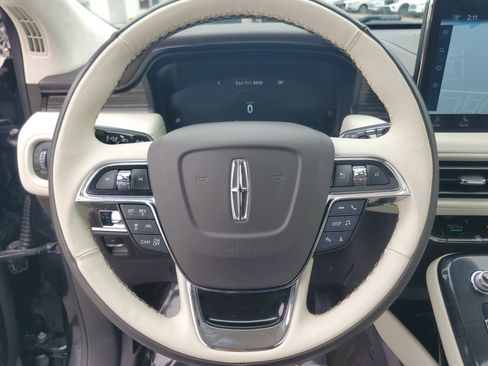 Certified 2023 Lincoln Nautilus Black Label AWD/4WD image 14