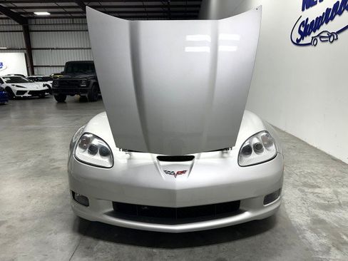 Used 2008 Chevrolet Corvette Z06 w/ Preferred Equipment Group RWD image 39