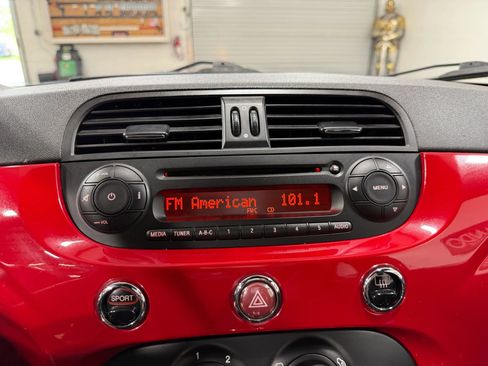Used 2015 FIAT 500 Sport FWD image 19