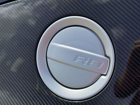 Used 2014 Audi R8 V10 AWD/4WD image 32