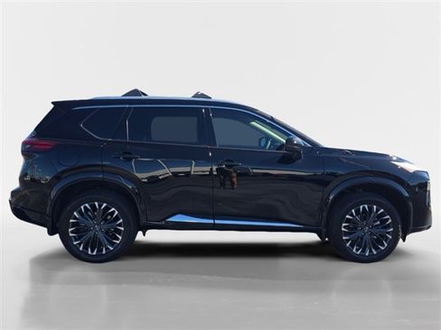 New 2026 Nissan Rogue Platinum image 7