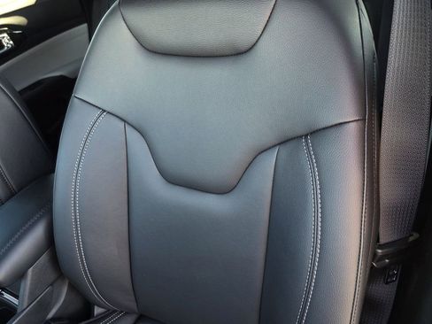 New 2026 Jeep Compass Limited AWD/4WD image 8