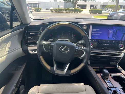 Used 2023 Lexus RX 350 FWD w/ Cold Area Package image 4
