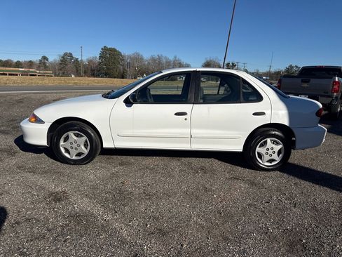 Used 2001 Chevrolet Cavalier Sedan image 5