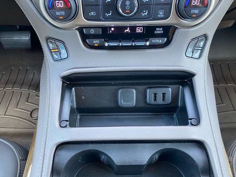 Used 2017 GMC Yukon XL Denali w/ Open Road Package RWD image 28