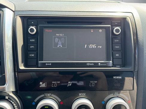 Used 2019 Toyota Sequoia SR5 AWD/4WD image 21