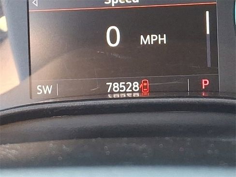 Used 2019 Chevrolet Colorado Z71 w/ Z71 Midnight Edition image 19