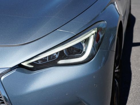 Used 2017 INFINITI Q60 3.0t w/ Premium Plus Package 3.0T AWD/4WD image 4