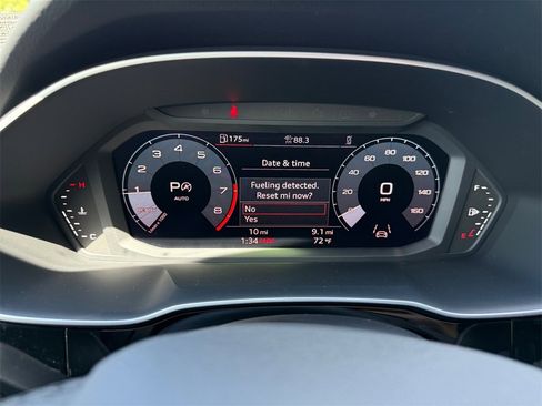 New 2025 Audi Q3 2.0T Premium image 21