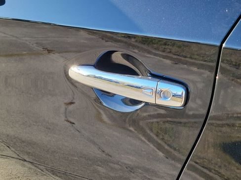 Used 2021 Nissan Murano S image 12