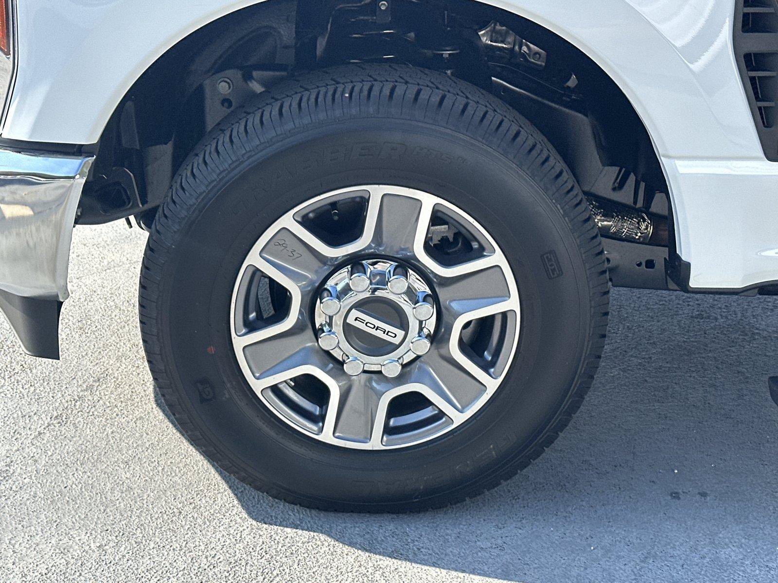New 2026 Ford F350 Lariat RWD image 11
