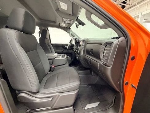 Certified 2021 Chevrolet Silverado 1500 Custom Trail Boss w/ LPO, Dark Essentials Package AWD/4WD image 29