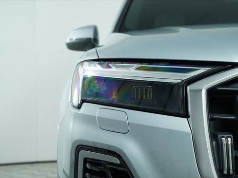 Certified 2025 Audi Q7 3.0T Premium AWD/4WD image 16