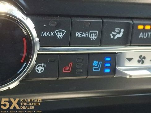 Used 2024 Ford F250 Lariat AWD/4WD image 31