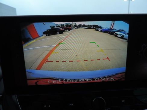 New 2025 Nissan Altima 2.5 SR w/ SR Premium Package image 24