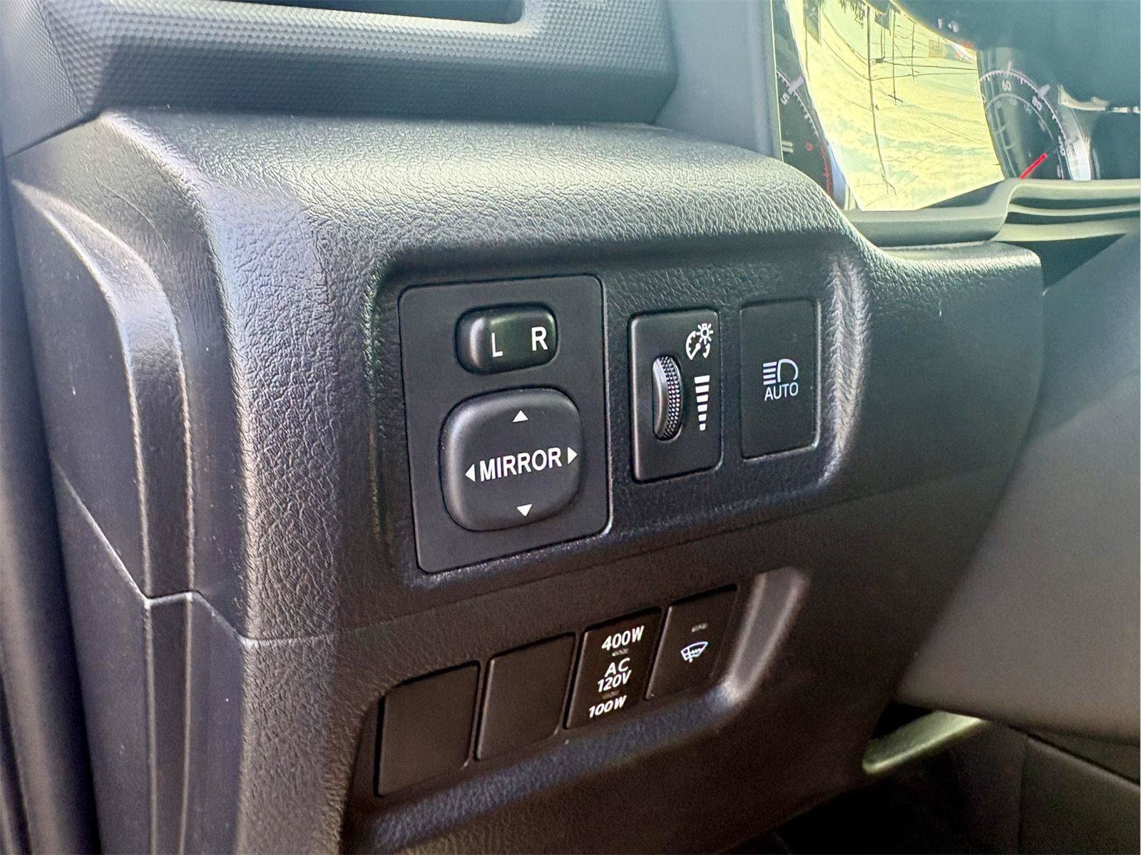 Used 2022 Toyota 4Runner TRD Off-Road Premium AWD/4WD image 16