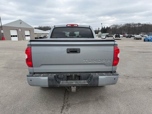 Used 2018 Toyota Tundra SR5 w/ TRD Off Road Package image 7