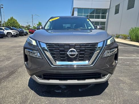 Used 2023 Nissan Rogue SV AWD/4WD image 19