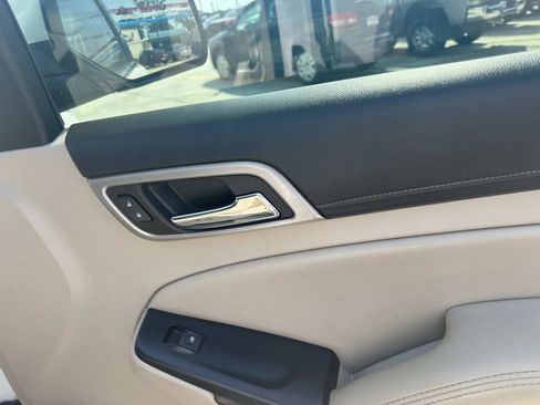 Used 2019 GMC Yukon Denali w/ Denali Ultimate Package image 14