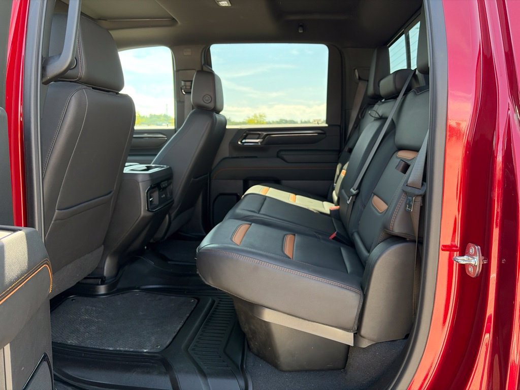 Used 2024 GMC Sierra 2500 AT4 w/ AT4 Premium Plus Package AWD/4WD image 32