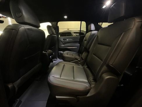 New 2026 Chevrolet Traverse Z71 w/ Enhanced Driving Package AWD/4WD image 23