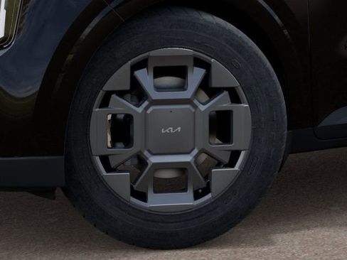 New 2026 Kia Carnival EX FWD image 9