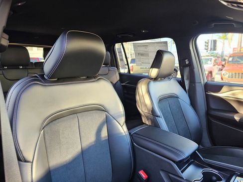 New 2026 Jeep Grand Cherokee L Altitude AWD/4WD image 26