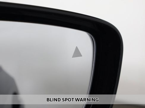 Used 2024 BMW M3 Competition image 8